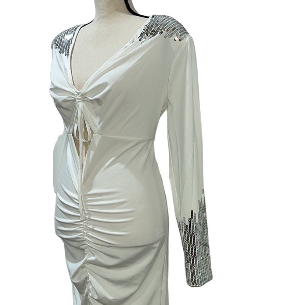 FTF Sequin Detail Keyhole Gown (flawed) - Picture 7 of 16